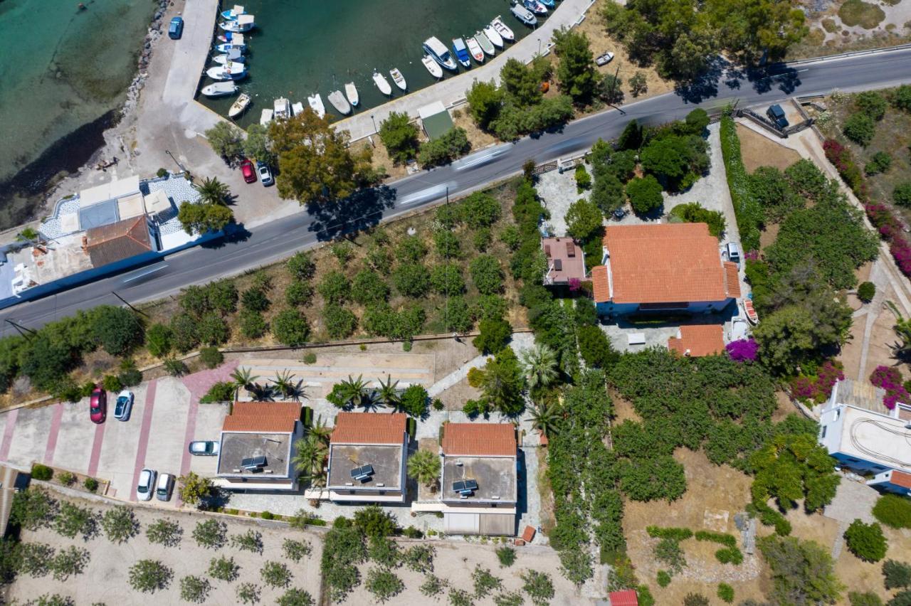 Stefanie Studios Aegina Bagian luar foto